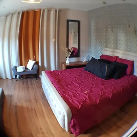 Parenthese Apartment